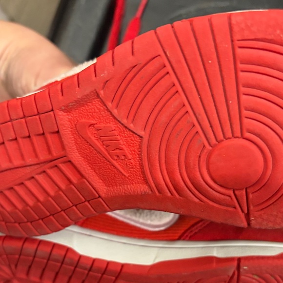 Nike - Picture 5 of 5